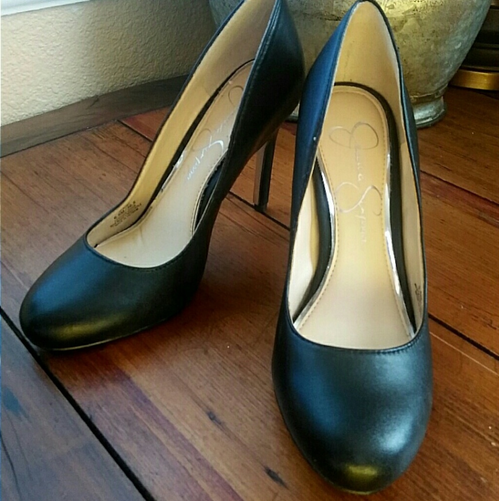 Jessica Simpson shoe